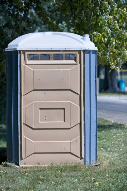 Best Porta potty rental near me  in Oglala, SD